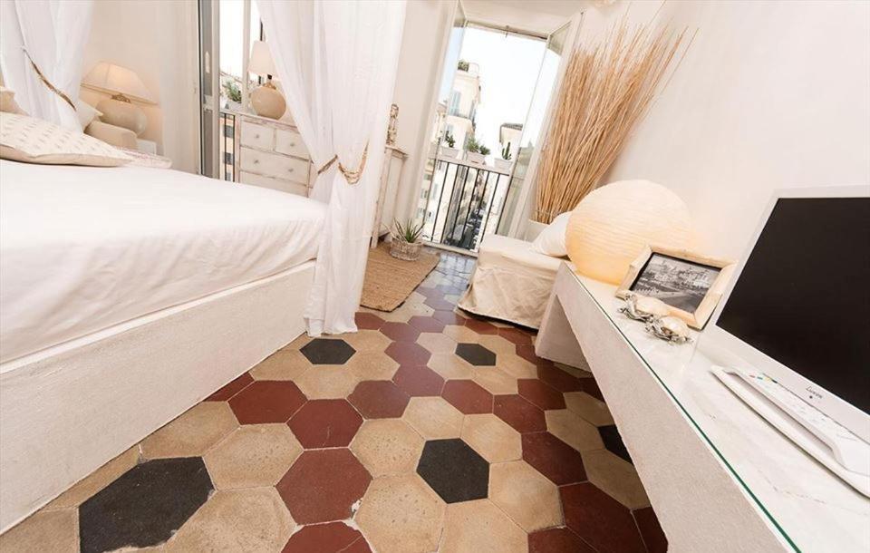 Campo With View And Balcony Apartment Rom